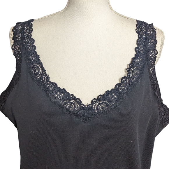 August Silk Top - Picture 2 of 5